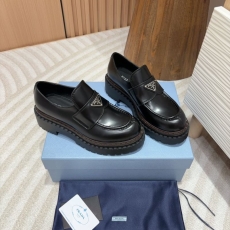 Prada Low Shoes